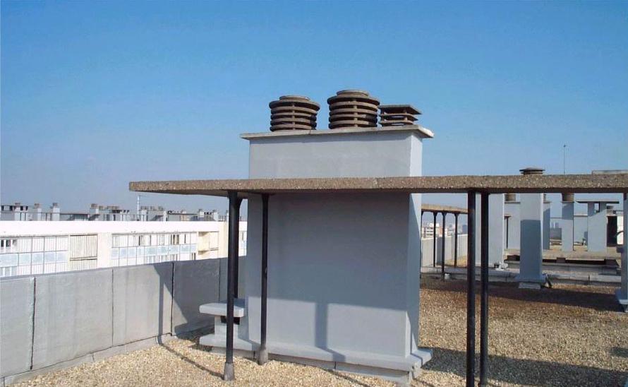 Débouchés de conduits en ventilation naturelle (avec extracteurs statiques quelconques) Débouchés de conduits en ventilation naturelle (avec extracteurs statiques quelconques)