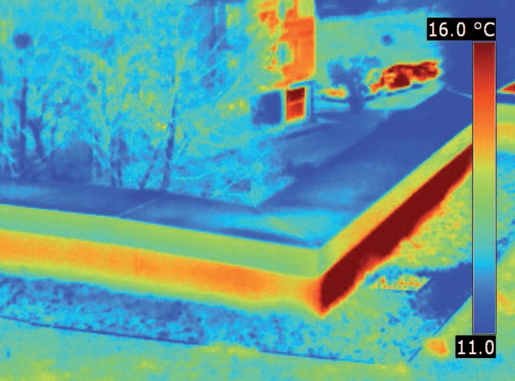 Thermogramme. Acrotère non isolé sur une face